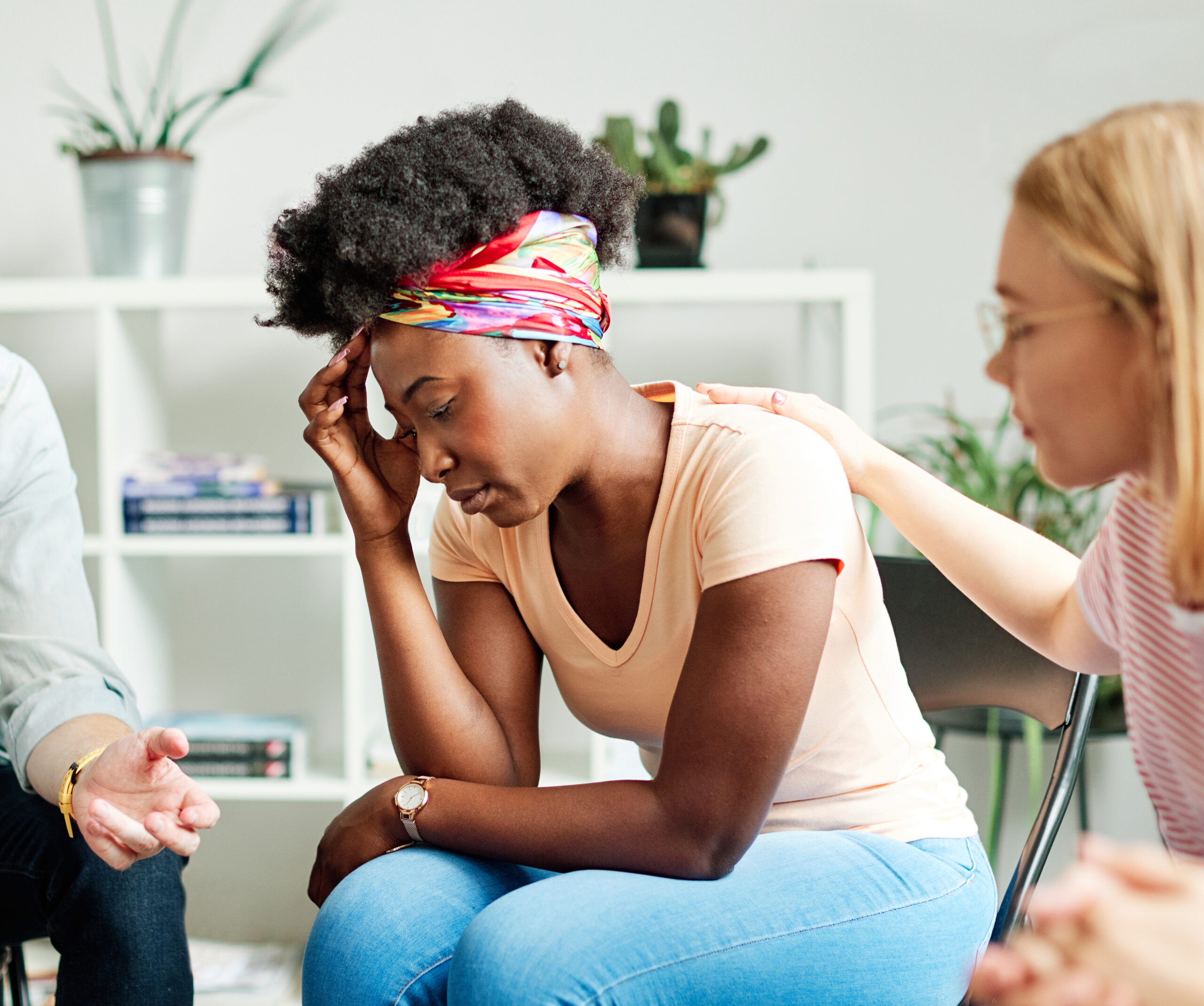 psychotherapy meeting woman support group mantherapy psychology